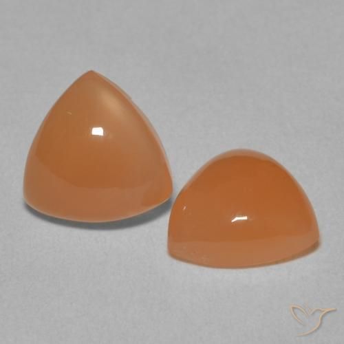 Shop natural 3.21ct ミディアムオレンジ ムーンストーン gems, トリリオン, from インド at GemSelect. In stock, global shipping!