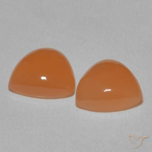 Shop natural 3.21ct ミディアムオレンジ ムーンストーン gems, トリリオン, from インド at GemSelect. In stock, global shipping!