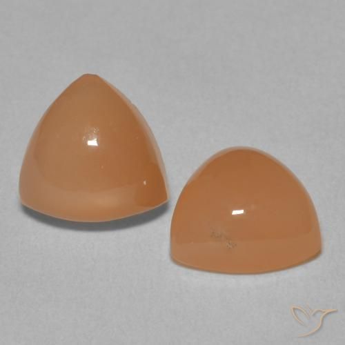 Shop natural 3.71ct カンタロープオレンジ ムーンストーン gems, トリリオン, from インド at GemSelect. In stock, global shipping!