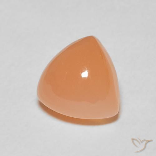 2.21カラットの天然Medium Light-Orangeムーンストーン、トリリオン、半透明