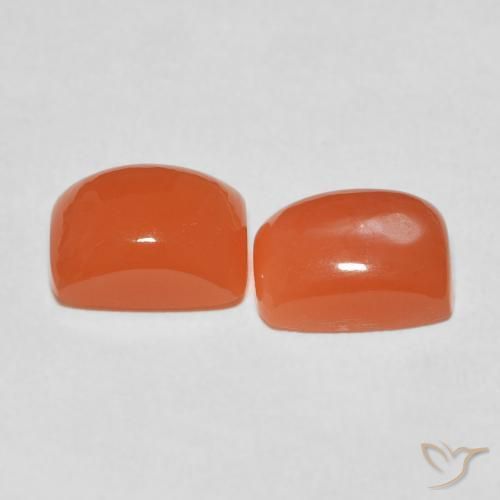 Shop natural 5.11ct 濃いオレンジ ムーンストーン gems, クッション, from インド at GemSelect. In stock, global shipping!