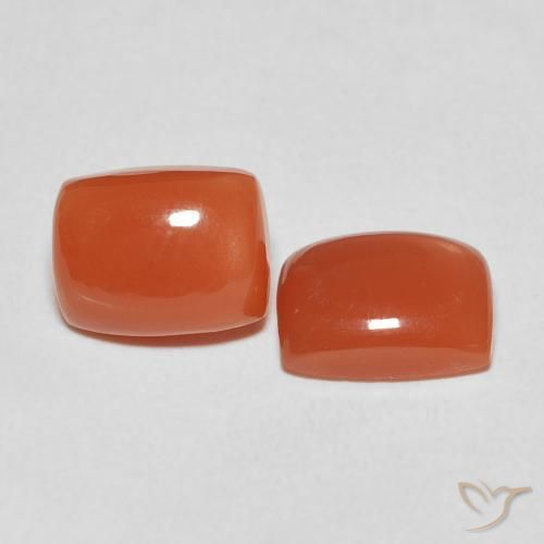 Shop natural 4.60ct ミディアムオレンジ ムーンストーン gems, クッション, from インド at GemSelect. In stock, global shipping!