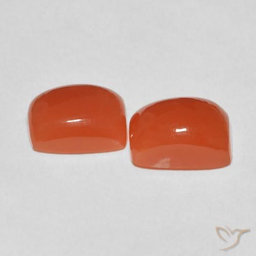 Shop natural 4.77ct ファイアオレンジ ムーンストーン gems, クッション, from インド at GemSelect. In stock, global shipping!
