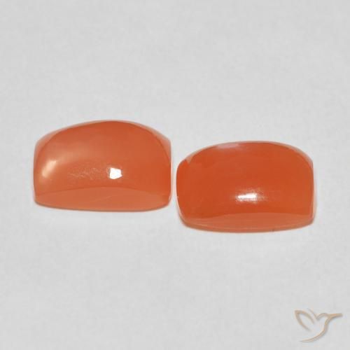 Shop natural 4.04ct ミディアムオレンジ ムーンストーン gems, クッション, from インド at GemSelect. In stock, global shipping!