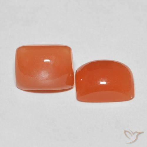 Shop natural 5.23ct ファイアオレンジ ムーンストーン gems, クッション, from インド at GemSelect. In stock, global shipping!