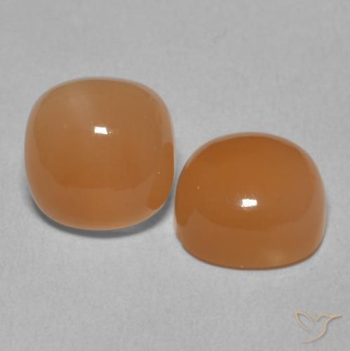 Shop natural 4.79ct 赤みがかったオレンジ ムーンストーン gems, クッション, from インド at GemSelect. In stock, global shipping!