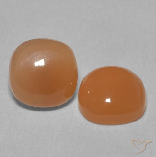 Shop natural 4.03ct ウォームアプリコットオレンジ ムーンストーン gems, クッション, from インド at GemSelect. In stock, global shipping!