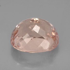 7.50カラットの天然サーモンモルガナイト（12.7×11.1 mm・クッションカット）