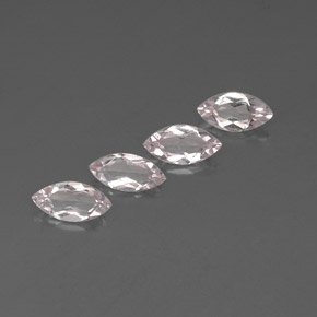 カラットの天然ライトピンクモルガナイト（8×4 mm・マーキス）