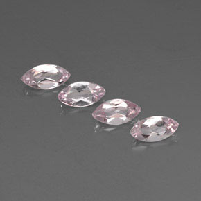 カラットの天然ライトピンクモルガナイト（7.9×4 mm・マーキス）