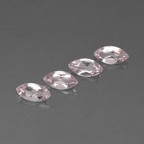 カラットの天然ライトピンクモルガナイト（7.9×4 mm・マーキス）