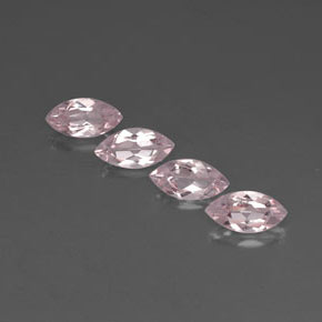 カラットの天然ライトピンクモルガナイト（8×4.1 mm・マーキス）