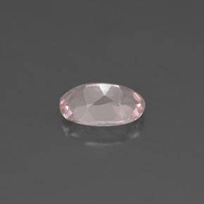 0.46カラットの天然ライトピンクモルガナイト（6.2×4.2 mm・オーバルカット）