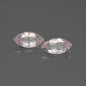 カラットの天然ライトピンクモルガナイト（8×4.1 mm・マーキス）