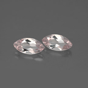 カラットの天然ライトピンクモルガナイト（7.8×4 mm・マーキス）