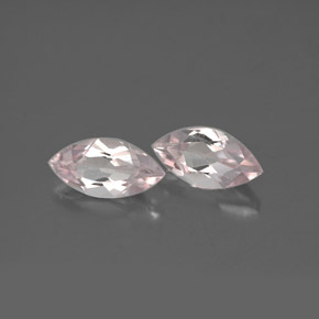 カラットの天然ライトピンクモルガナイト（8.2×4.1 mm・マーキス）