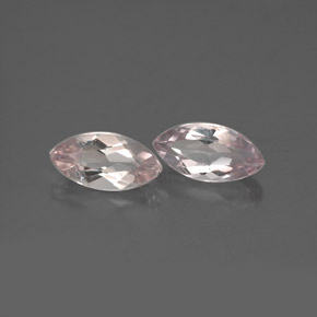 カラットの天然ライトピンクモルガナイト（7.8×4 mm・マーキス）