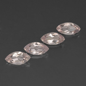 カラットの天然ライトピンクモルガナイト（8×4 mm・マーキス）