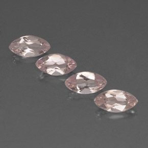カラットの天然ライトピンクモルガナイト（7.9×4.1 mm・マーキス）