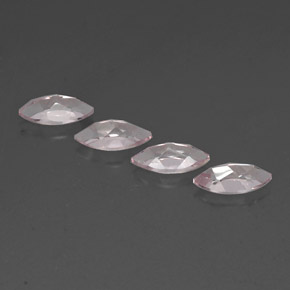 カラットの天然ライトピンクモルガナイト（8×4.1 mm・マーキス）