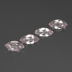 カラットの天然ライトピンクモルガナイト（8×4 mm・マーキス）