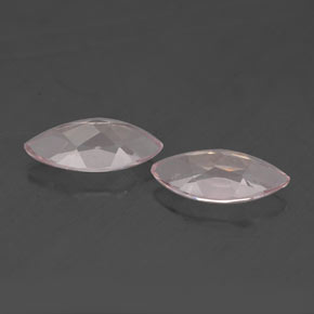 カラットの天然ライトピンクモルガナイト（8×4.1 mm・マーキス）