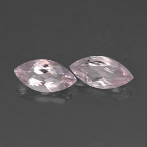 カラットの天然ライトピンクモルガナイト（7.9×4.1 mm・マーキス）