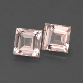 カラットの天然ライトピンクモルガナイト（6×6 mm・四角）