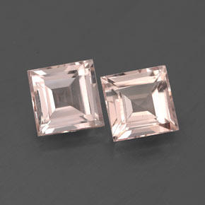 カラットの天然ライトピンクモルガナイト（6×6 mm・四角）