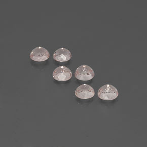 カラットの天然サーモンピンクモルガナイト（4.50 mm・ラウンドカット）