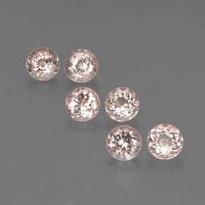 カラットの天然サーモンピンクモルガナイト（4.60 mm・ラウンドカット）