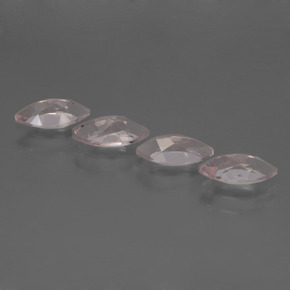 カラットの天然ライトピンクモルガナイト（8×4.1 mm・マーキス）