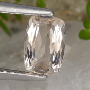 0.84カラットの天然ライトピンクモルガナイト、クッションカット、VVS-VS