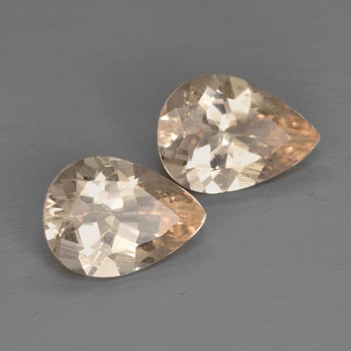 1.70カラットの天然Light Neutral Orangeモルガナイト（8.1×5.9 mm・洋梨の形）