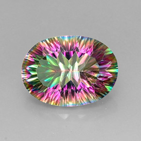 12.60カラットの天然トップレインボーミスティッククォーツ（18.3×13.4 mm・オーバルカット）