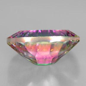 11.57カラットの天然トップレインボーミスティッククォーツ（18×13.1 mm・オーバルカット）