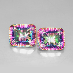 カラットの天然トップレインボーミスティッククォーツ（12.2×10.1 mm・エメラルドカット）