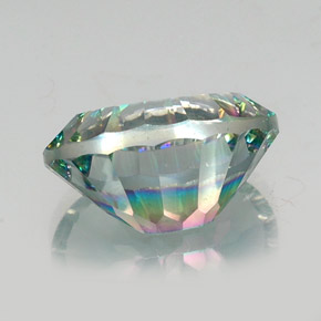 13.09カラットの天然トップレインボーミスティッククォーツ（18.1×13 mm・オーバルカット）