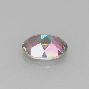 1.50カラットの天然トップレインボーミスティックトパーズ（8.1×6.1 mm・オーバルカット）