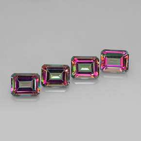 カラットの天然トップレインボーミスティックトパーズ（10×8 mm・エメラルドカット）