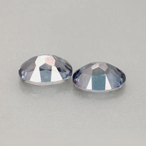 カラットの天然ブルーミスティックトパーズ（7.1×5.2 mm・オーバルカット）