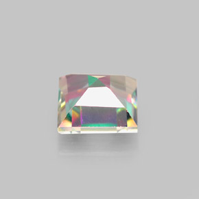 2.13カラットの天然トップレインボーミスティックトパーズ（7.1×7 mm・四角）