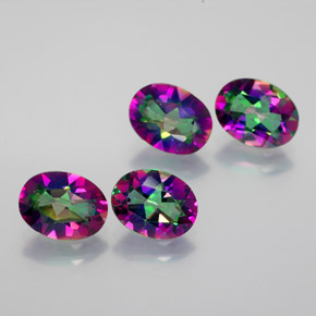 カラットの天然マルチカラーレインボーミスティックトパーズ（8.1×6.1 mm・オーバルカット）