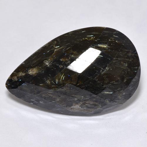 12.45カラットの天然黒ヌーミット（21.4×13.7 mm・洋梨の形）