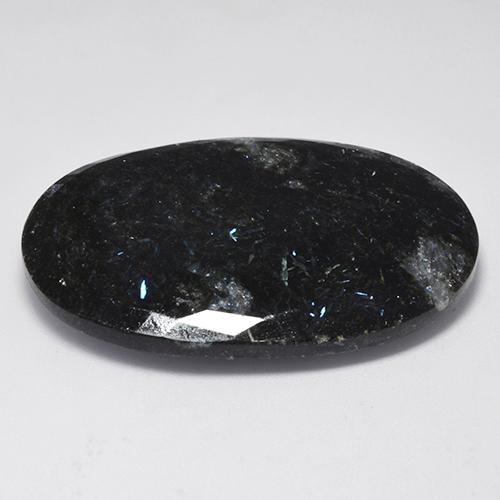 53.25カラットの天然ブルースパークルがかった黒ヌーミット（38.9×27.2 mm・オーバルカット）