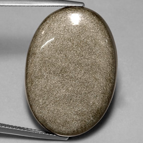 24.59カラットの天然ゴールドシーンオブシディアン（28.6×20.1 mm・オーバルカット）