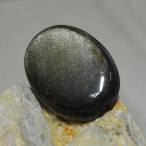 30.72カラットの天然ブラックゴールドシーンオブシディアン（27.6×20.4 mm・オーバルカット）