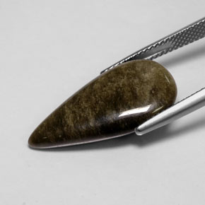 7.72カラットの天然ゴールドシーンオブシディアン（23.3×12.3 mm・洋梨の形）