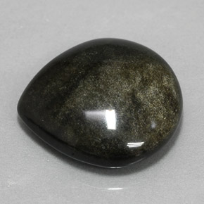 8.58カラットの天然ゴールドシーンオブシディアン（16.5×16 mm・洋梨の形）