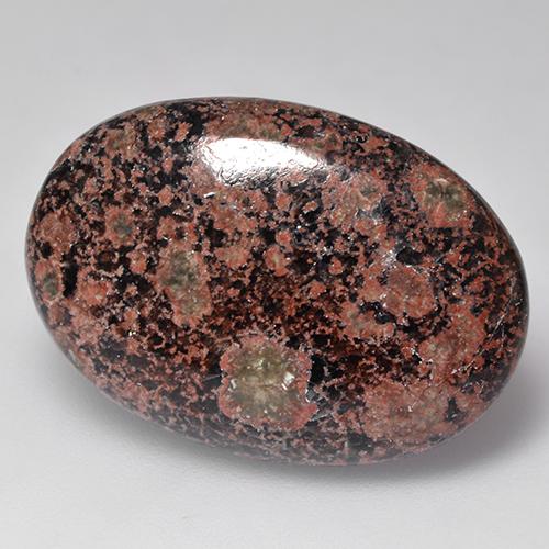 15.91カラットの天然マルチカラーオブシディアン（25.7×18.2 mm・オーバルカット）